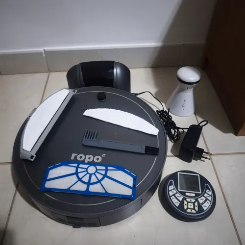 Robô aspirador Ropo Glass 2 - Pouquíssimo usado com acessórios originais