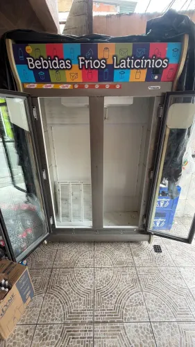 Freezer expositor bebidas, frios e laticínios