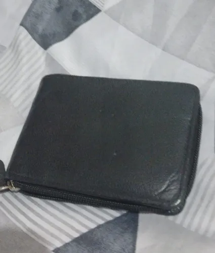 VENDO CARTEIRA DE COURO LEGÍTIMO