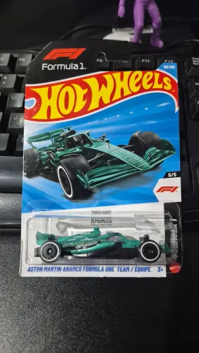 Hot Wheels Aston Martin Aramco Fórmula One Team 1:64 Mattel