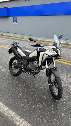 Vendo moto Sahara 300cc