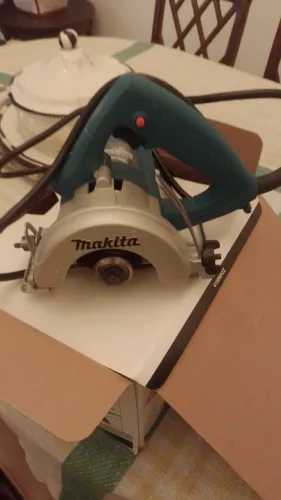 Serra mármore Makita 