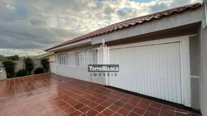 Casa Ampla com Edícula e Quintal Espaçoso à Venda no Parque do Café 210m², 3 Quartos e Ch