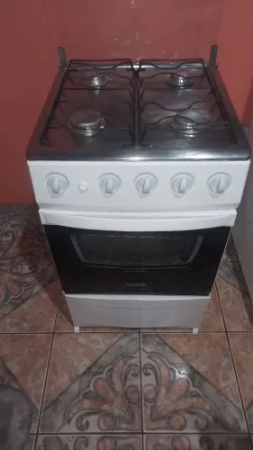 Fogão de 4 bocas