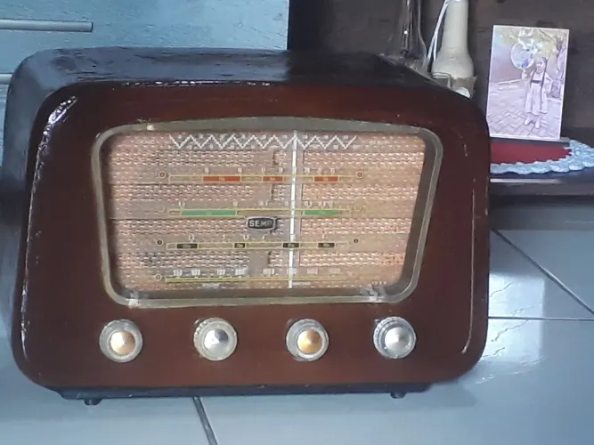 Radio semp antigo funcionando