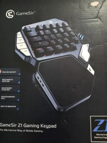 Teclado gamer 50 por cento muito bom para jogos competitivo e jogos de corrida