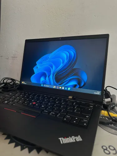 Notebook Lenovo ThinkPad E14 Gen 4 (21E4) - 16GB RAM | SSD NVMe 500GB | Estado de Novo