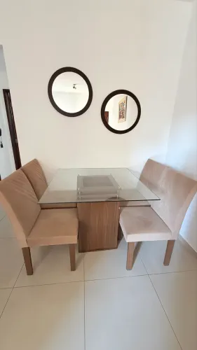 Vendo somente no pix mesa de vidro 700 reais, entrar em contato pelo WhatsApp *51
