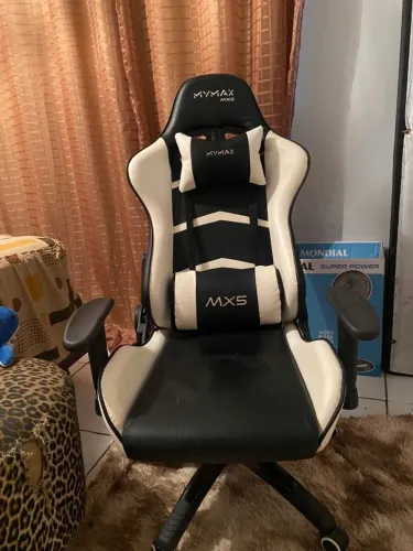 Vende-se Cadeira Gamer Branca