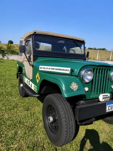 Willys Overland Jeep 2.6 12V Gasolina 2P 1965