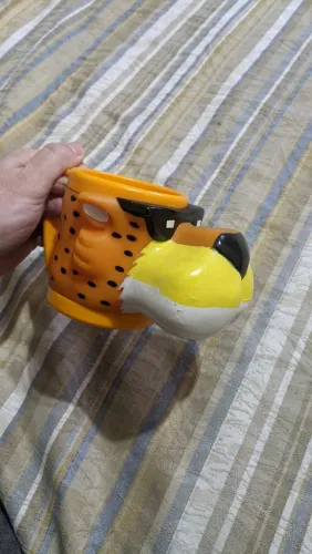 Caneca Cheetos anos 90