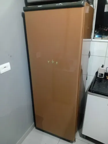 Vende-se geladeira 