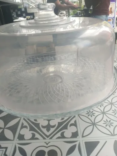 Vendo uma boleira ótimo estado com tamapa