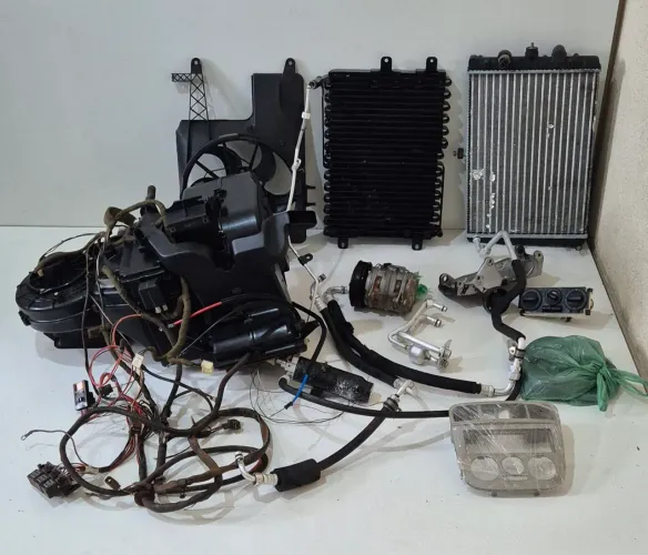 KIT DE AR CONDICIONADO DO GOL G3 OU G4 MOTOR 1.0