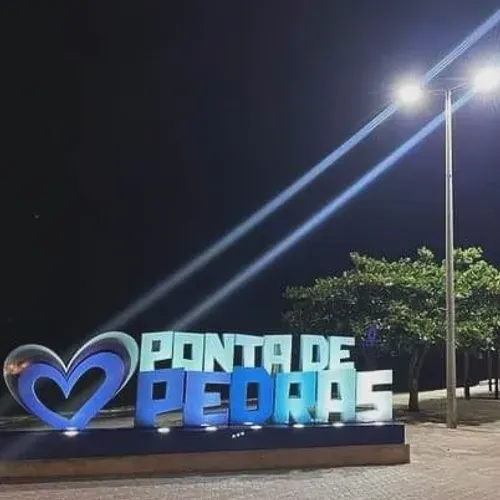 Vendo Quiosque praia Ponta de Pedras, todo equipado R$150.000.00 FONE *22