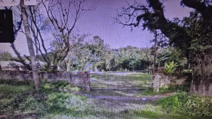 Lomba do Pinheiro - Vendo área escriturada c/ 4.431m2, frente p/ João de Oliveira Remião.