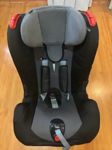 Cadeira para automóvel com isofix - De 0 a 25 kg - Reclinável - Black Ink - Safety 1st