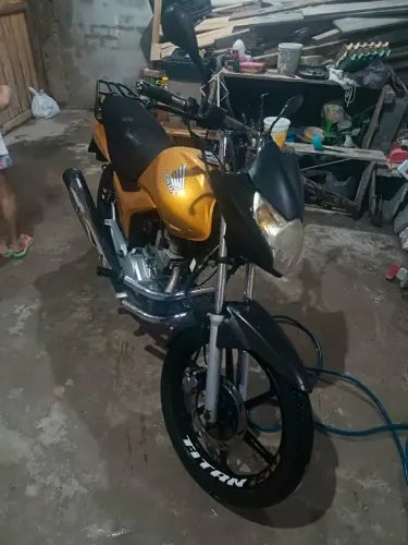 Vendo moto Titan mix cg 150