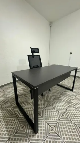 Mesa Executiva Diretor 150x70 Preta Estrutura Metálica Escritório Corporativo