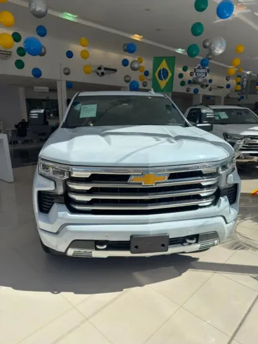 Chevrolet Silverado High Country 5.3 V8 AWD Aut. 2025