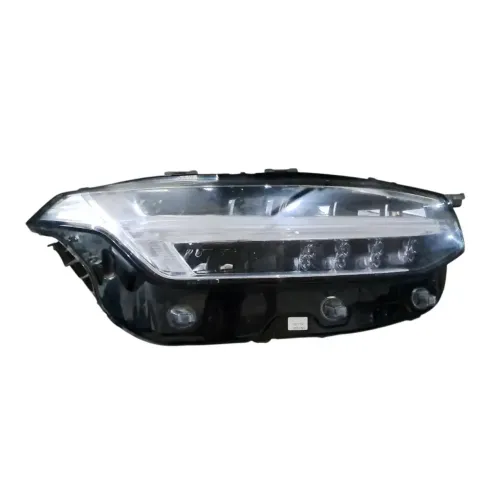 Farol Lado direito Volvo XC90 2018 A 2021