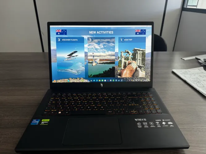 Nitro 5 v15 W11 PRO RTX4050 + 32gb RAM + i7 13° Geração + 1.5 TB +
