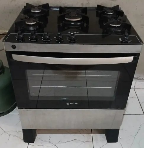 Vendo fogão 5 bocas mesa de vidro,elétrico
