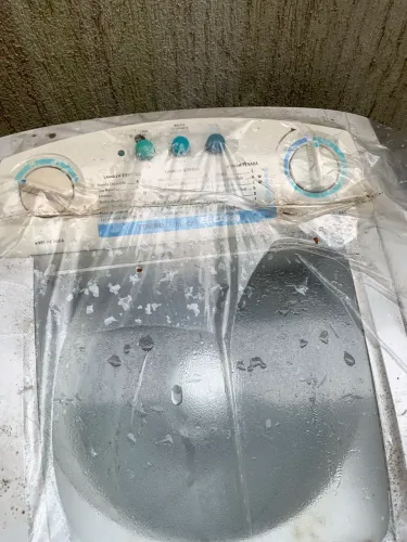 Maquina apenas bate