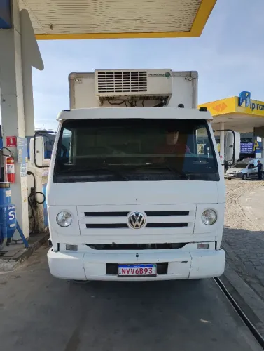 Delivery 5.140 baú frigorífico