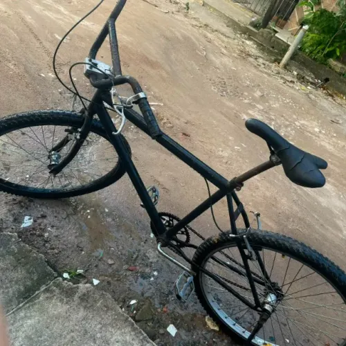 Bicicleta aro 26 em ótimo estado - revisada e pronta pra uso