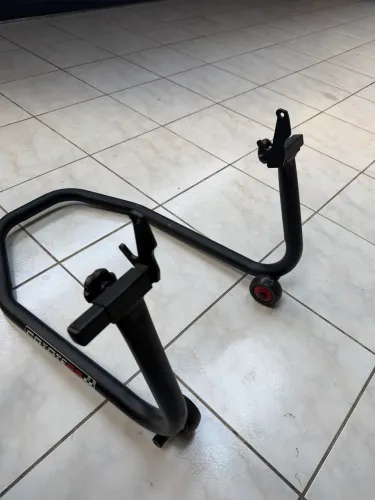 Cavalete coyota semi novo