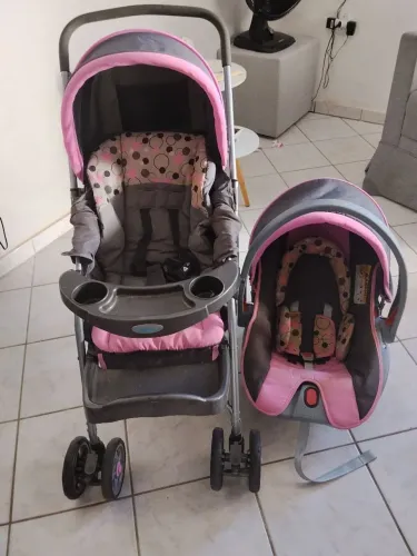Carrinho + Bebê conforto