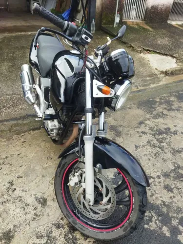 Moto Fazer 250