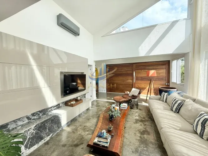 Casa de Condomínio em Praia Brava de Itajaí - Itajaí
