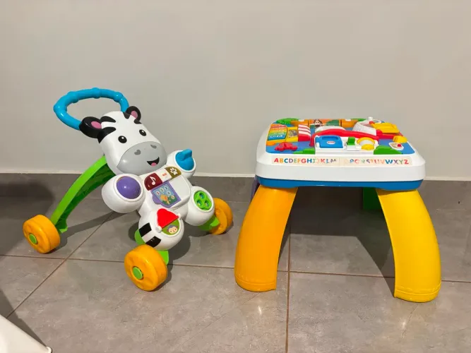 Brinquedos fischer price