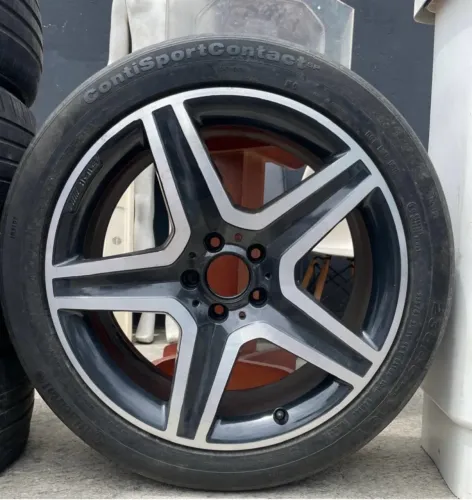Roda AMG Mercedes Aro 19