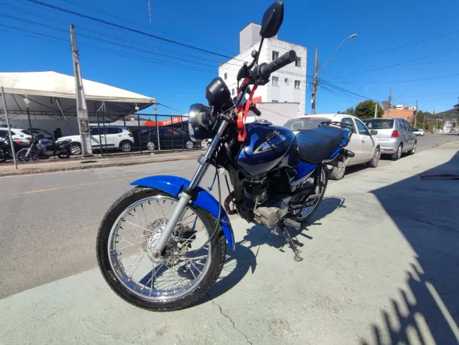 CG 125 TITAN 2004 VARETADA