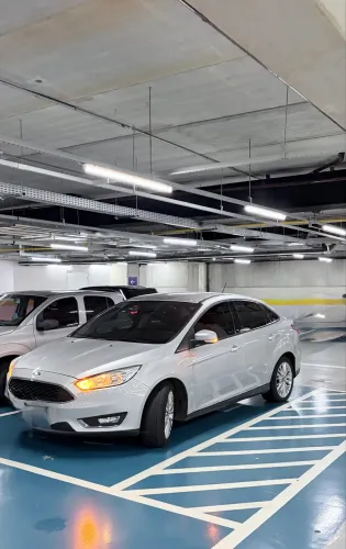 Ford Focus Fastback Se/se Plus 2.0 Flex Aut. 2018