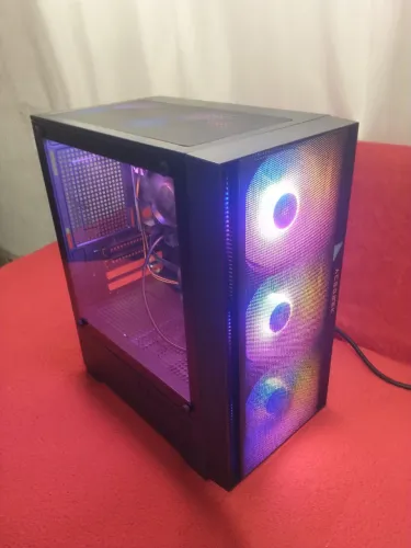 Notebook/ Pc com defeito, liga e não aparece imagem