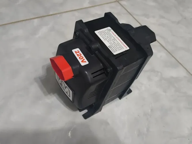 Transformador de energia 5000va de 127v para 220v e 220v para 127v Bivolt 12000 Btus