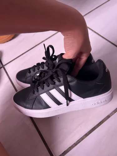 Adidas Grand Court 2.0 feminino