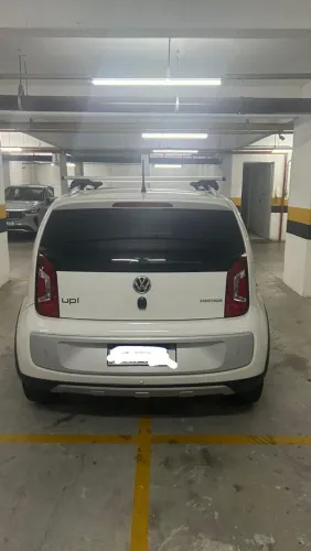 Volkswagen Up! Cross I Motion 1.0 T.flex 12V 5P 2016