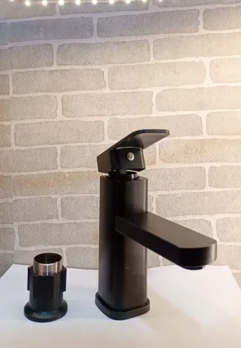 Torneira para Banheiro Preta Fosca Monocomando Quente e Fria - Nova, Nunca Usada<br>