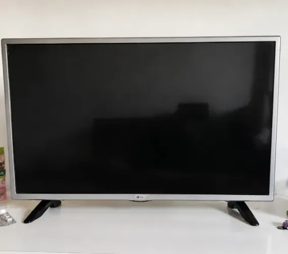 Smart TV LG 32" Full HD Wi-Fi 32LJ600B - Excelente Estado