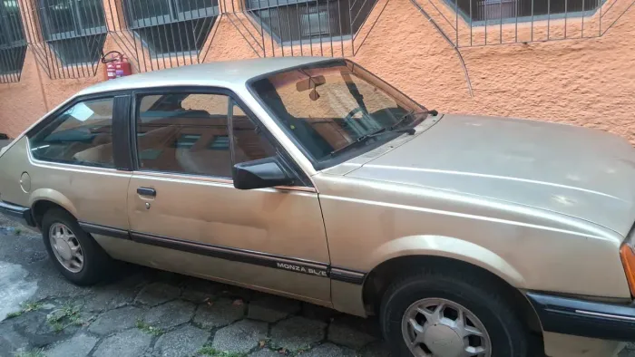 Chevrolet Monza GL 1.8 Efi/ SL/ L/ 650/barc. 2e4p (álcool) 1984