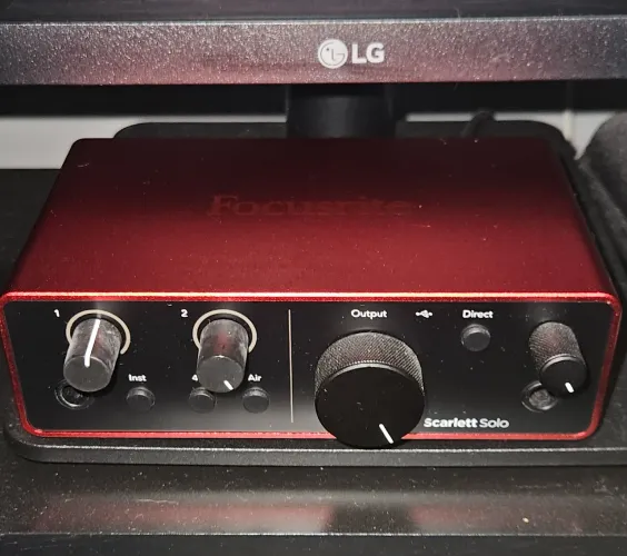 Interface de Áudio Focusrite - Scarlett Solo
