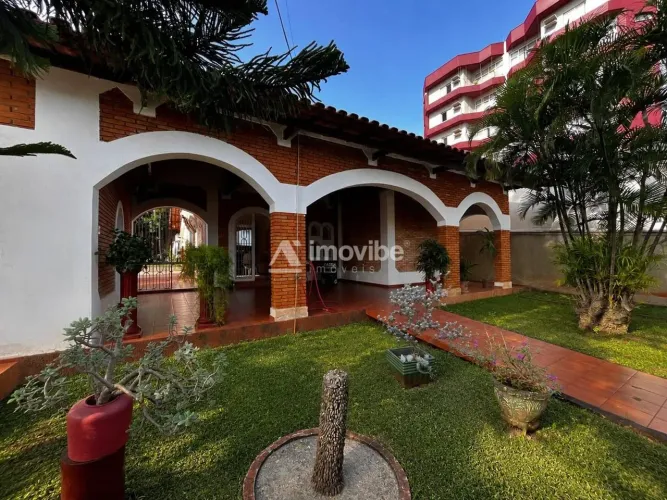 Casa com Piscina, Espaço Gourmet e Edícula Completa - São Manoel  Americana/Sp