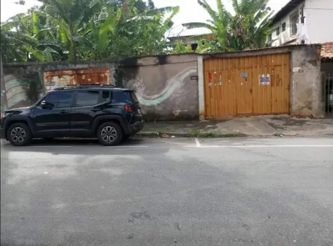 Lote de 720 m² no Bairro Santa Branca.