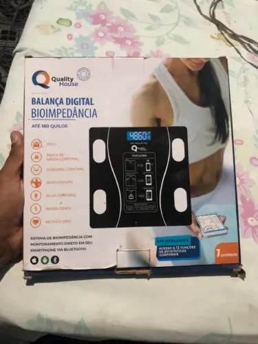 Balança digital semi nova