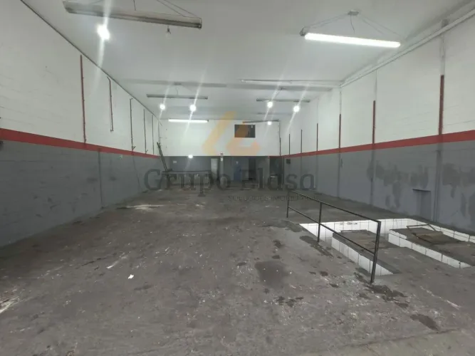 Imóvel comercial para venda/locação no bairro Capão Redondo - SP.